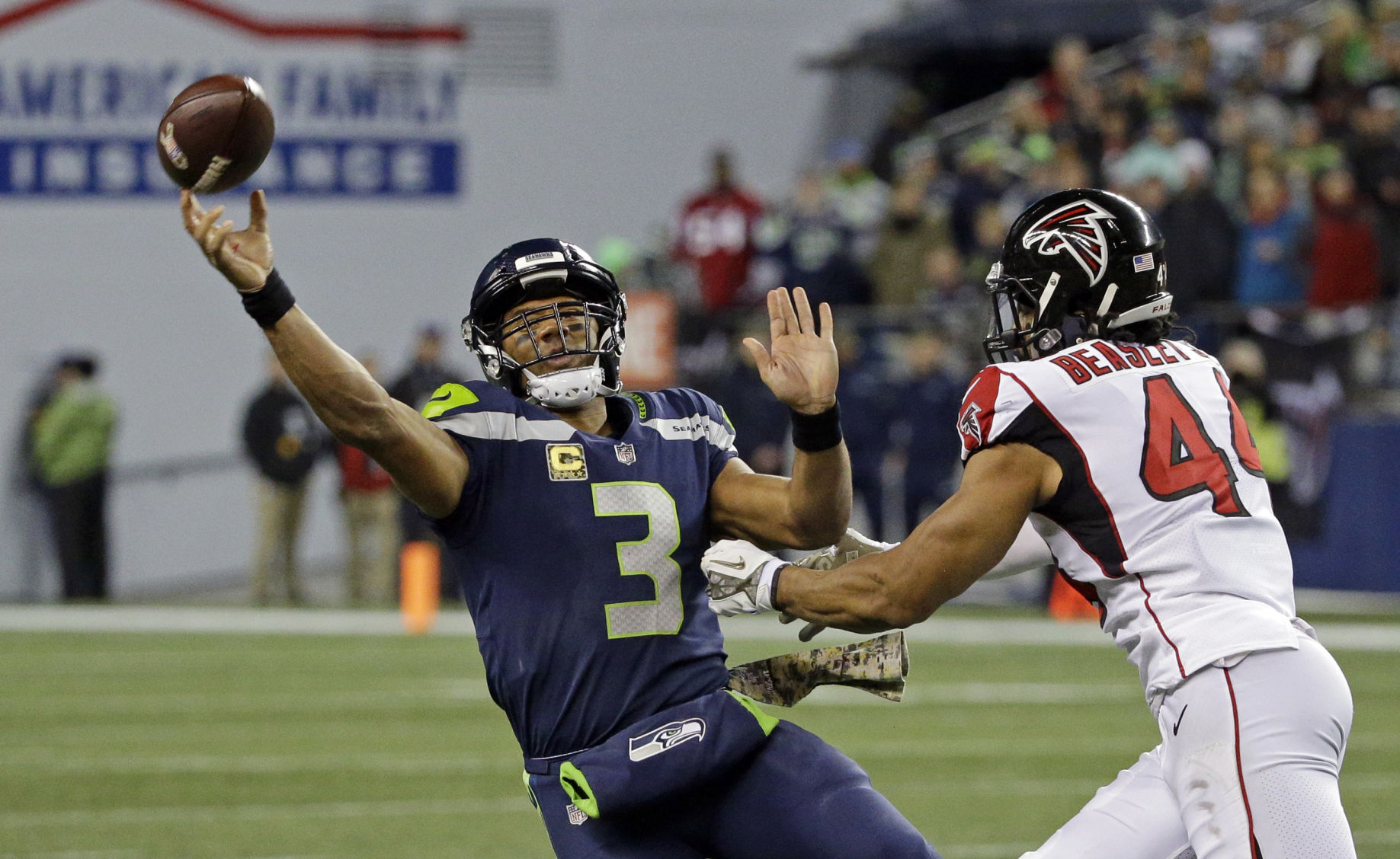 RUSSELL WILSON - SEAHAWKS